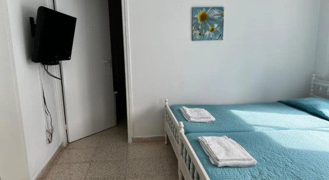Апартаменты Цокольный этаж c 1 комнатой Flisvos Beach Apartments