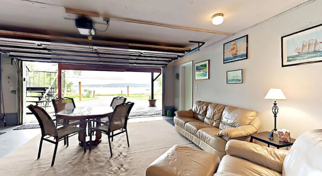 East Boothbay House with Bay Views by RedAwning, Забронировать Дом для отпуска Коттеджи Мэна, Коттедж