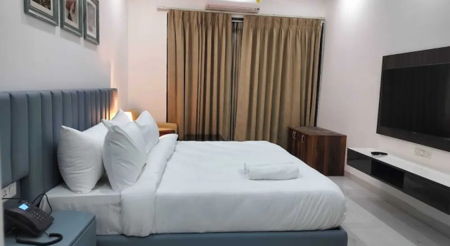 The Hoften Elite 32 Avenue, Sector 15, Gurugram, Забронировать Отель Гургаон Gurgaon Region, рядом с Management Development Institute
