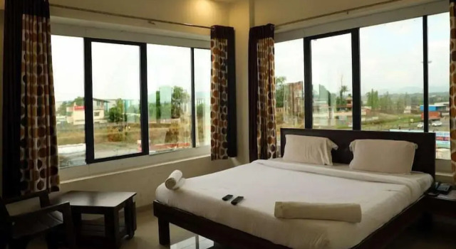 Hotel Krushna Express Inn