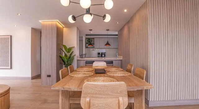 Кровать в общем номере с балконом Jatisa Living by HOUSY