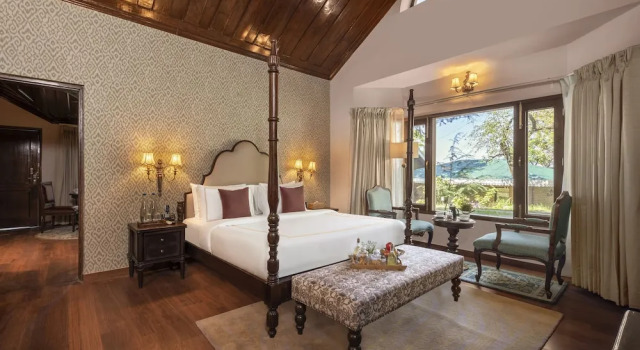 Номер Executive Brij Anayra, Dharamshala | A Himalayan Luxury Retreat