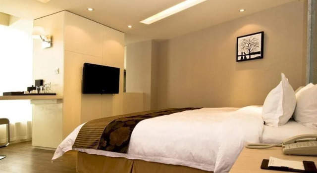 Lizi Hotel