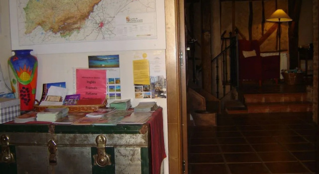 Casa Rural El Encuentro, Забронировать Отель Villalón de Campos Valladolid Province