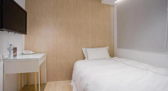 Номер Superior Mini West Hotel