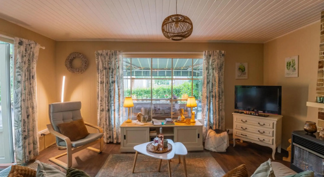 Chalet Relax Free Wifi, Prenota Chalet Ville a Flanders, Villa
