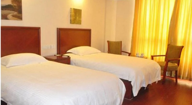 GeenTree Inn Jiangsu Yangzhou Hanjiang Development Zone Campus City Express Hotel, Prenota Hotel Yangzhou Jiangsu