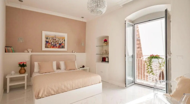 Porta Piccola Luxury Home, Забронировать Отель Отели в центре Бари, в центре