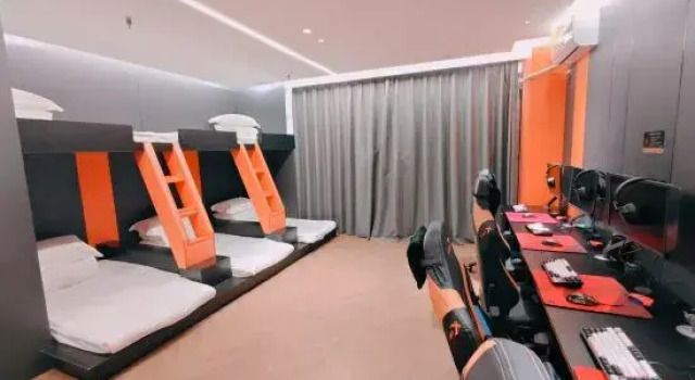 Кровать в общем номере Daqing Earl Smart E-sports Hotel (Lenovo Technology City)