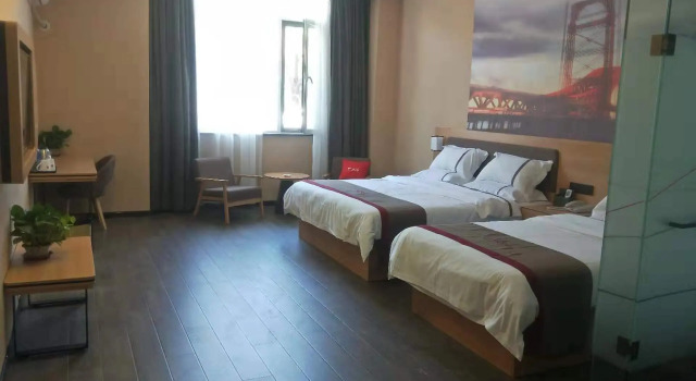 Thank Inn Hotel Tianjing Binhai New District Yanghuo Market, Rezerwuj Hotel Dongyinzhuang Tianjin Province