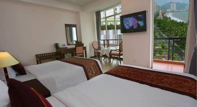 Номер Deluxe Phu Quy Hotel