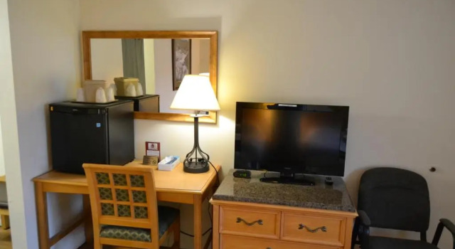 Номер Standard The Ship Motel