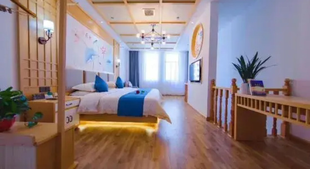 Shihe Yuanfang Hostel, Prenota Ostello Enshi Prefecture Cina