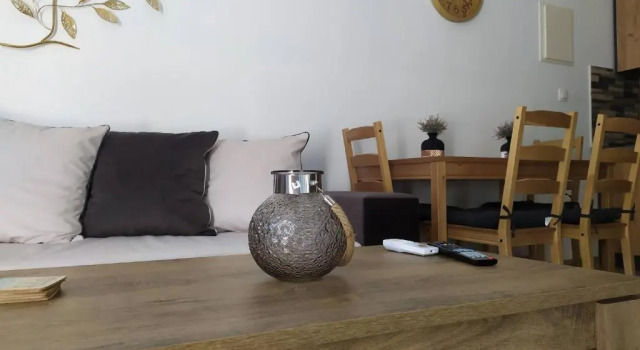 Anchors Aweigh 3-100 Sm Apartment Near The Sea, Book Apartment Nea Skioni 