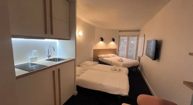 Семейные апартаменты The Originals Residence AppartHôtel Lauréades Clermont-Ferrand Centre Jaude