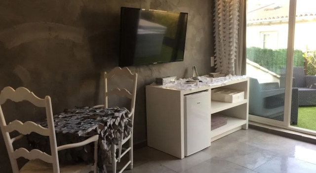Номер Standard Les Chambres de Naevag