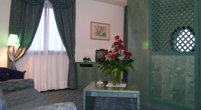 Люкс Deluxe Miceneo Palace Hotel