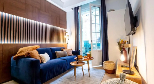 Superbe studio balcon Plage/ Prom. des Anglais 103, Забронировать Апартаменты/квартира Ницца Приморские Альпы, рядом с Музей Массена