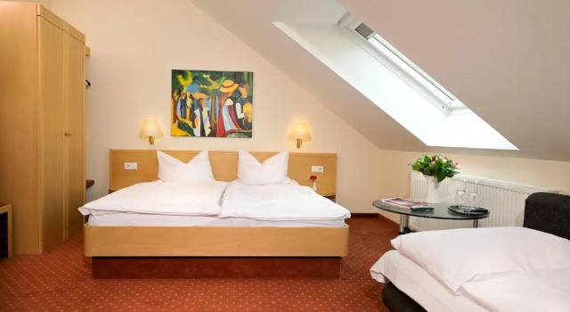 Трёхместный номер Standard Heuboden Hotel Heu.Loft Freiburg
