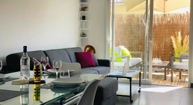 Appartement tout confort, belle terrasse., Prenota Appartamento Hotel a Aquitania con parcheggio, Parcheggio