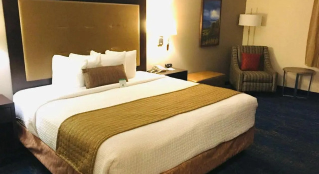 Номер Standard Best Western Plus Portland Airport Hotel & Suites