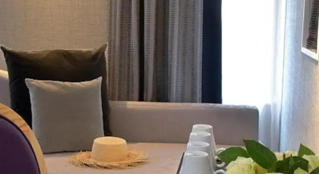 Четырёхместный полулюкс Churchill Hotel Bayeux Centre
