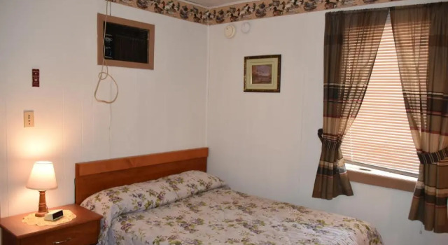 Двухместный номер Economy Royals Inn Motel