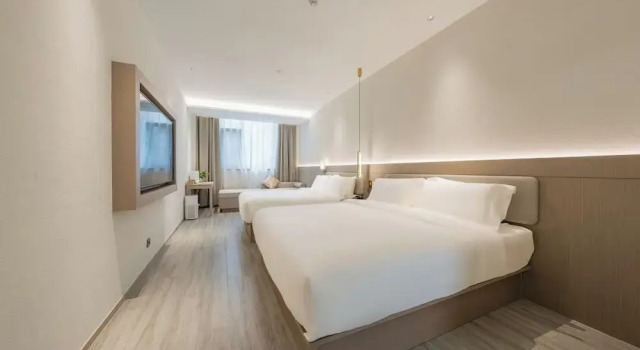 Номер Luxury 18HOW Qianmen Grape Courtyard Hotel
