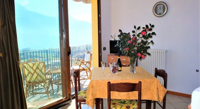 Infinity View Apartment, Prenota Appartamento Hotel a Como con parcheggio, Parcheggio