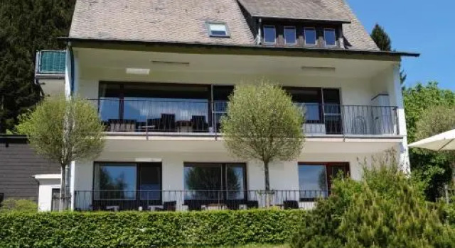 Landhaus Mettenberg, Забронировать Дом для отпуска Коттеджи Зауэрланд, Коттедж