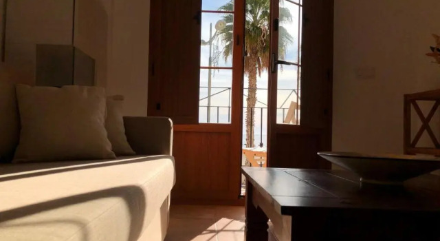 AR27-2 Apartamento en primera línea del mar