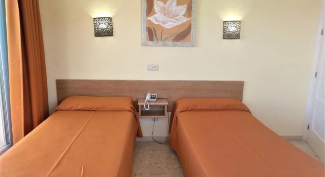 Апартаменты c 1 комнатой с видом на море Apartamentos Stella Maris - Marcari SL