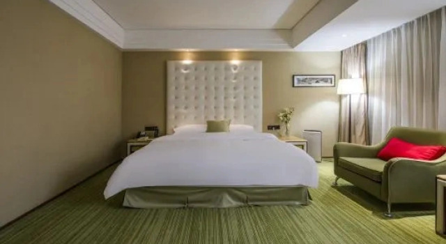 Номер Deluxe Zhongzhou International Hotel