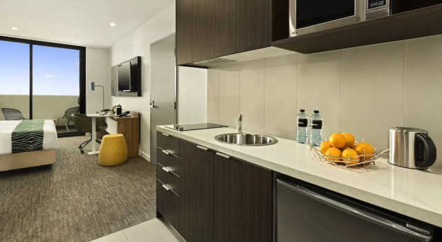 Студия Executive с балконом Quest Dandenong Central