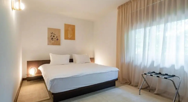 Epico Seafront & Garden Apartments