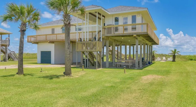 Beach Access: Renovated 'casa Bonita Surfside', Varaa Lomakoti Mökit kohteessa Houston, Mökki