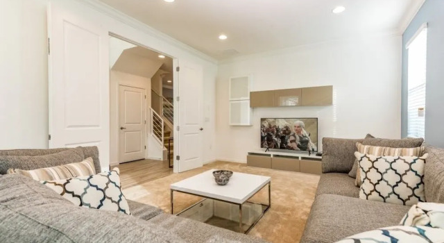 Clean Luxury! Brand New ! 5 Bedroom Home, Rezerwuj Dom wakacyjny Kissimmee Kissimmee