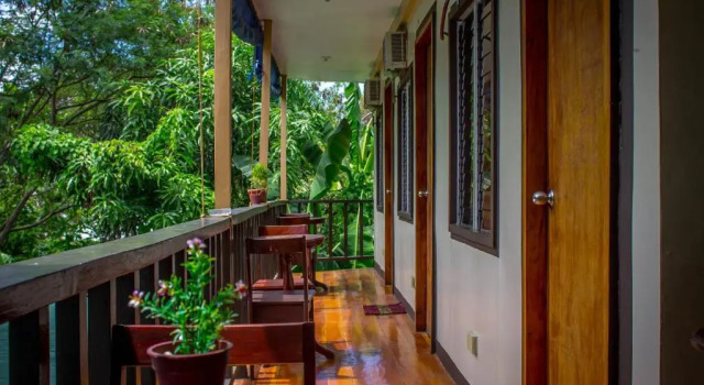 Двухместный номер Economy с балконом и с красивым видом из окна Remari Tourist Inn