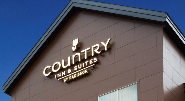 Country Inn & Suites by Radisson, Monterey Beachfront-Marina, CA