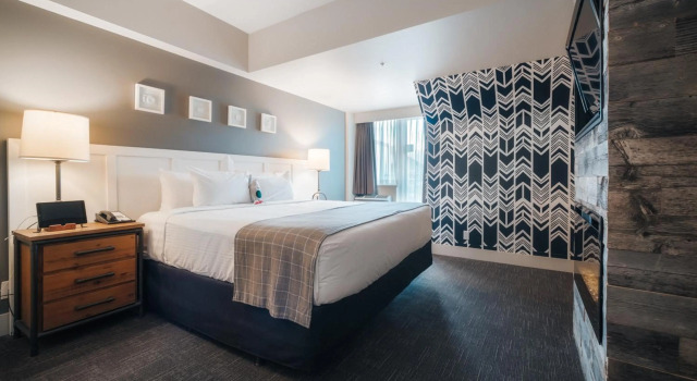 Summit Lodge & Spa, Book Boutique Hotel Hoteller i Britisk Columbia med pool, Swimmingpool