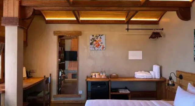 Номер Standard с балконом The Pink Boutique Hotel