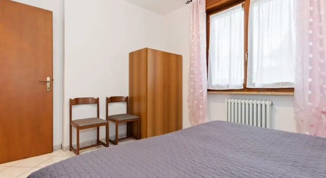 Nice Holiday Apartment near Lazise, Prenota Appartamento Hotel a Veneto con piscina, Piscina
