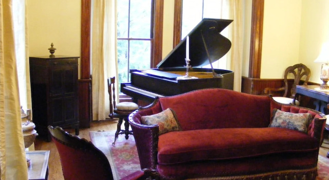 Adair Manor Bed& Breakfast, Boek Bed and Breakfast Hotels in Georgia met parkeren, Parkeren
