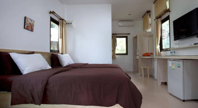 Na Tara Resort, Забронировать Курортный отель Отели Чанг с бассейном, Бассейн
