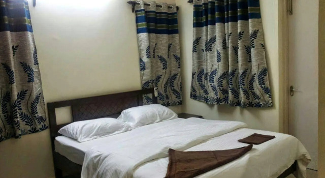 Hotel Parth Inn, Rezerwuj Hotel Calangute North Goa