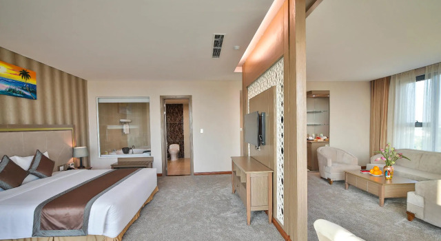 Люкс Executive Muong Thanh Luxury Ca Mau Hotel