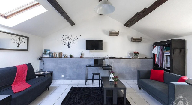 Studio in Voreppe, With Wonderful Mountain View and Pool Access - 27 k, Забронировать Отель Вореп Grenoble Area