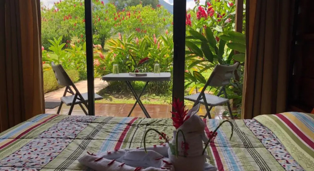 Семейный номер Standard с балконом и с красивым видом из окна Hotel Villas Vista Arenal