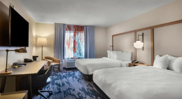 Четырёхместный номер Standard Fairfield Inn & Suites Elizabeth City