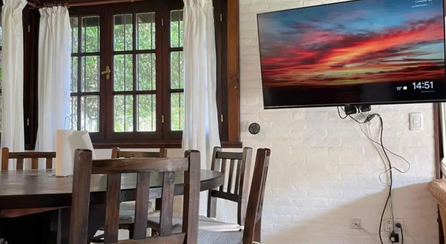 Casa Alma - Bosque y playa en Pinamar, Забронировать Отель Пинамар 